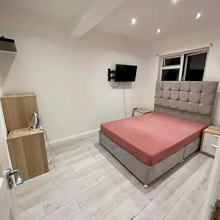 Mitcham Lane Apartments